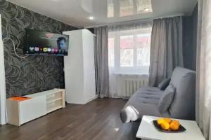 Uyutnaya Odnokomnatnaya V Tsentre Flat, Uraj