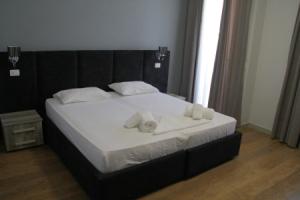 Perandor Beach, Durres