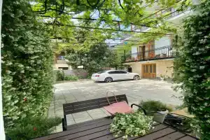 Guest house U Daryi, Thubun