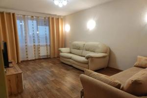 1 Komnatnaya Svetlaya Uyutnaya V Tsentre Zaostrovki Perm Flat, Perm