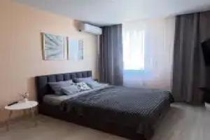 1k Ashan Krymskaya Roza Nikanorova Flat, Simferopol