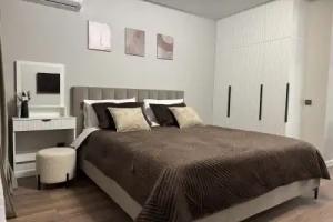 V Zhk Komfort Klassa Na Ivana Belichenko 90k2 Apartments, Krasnodar