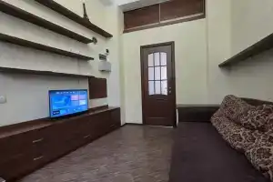 Ryadom s Massandrovskim Plyazhem Apartments 2, Yalta