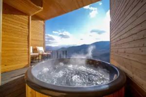 Lost In Clouds Resort, Yenokavan
