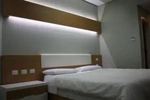 Hotel Bologna, Vlore