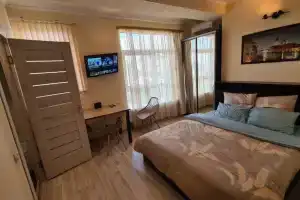 Krokus V Samom Tsentre Sochi Flat 1, Sochi