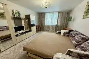 Uyutnaya vozle parka Flat, Simferopol