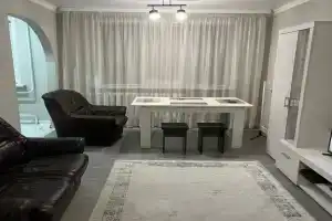 Uyutnaya Trekhkomnatnaya Kvartira V Tsentre Goroda Bresta, Brest