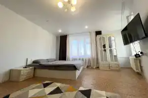 2-Komnatnaya Kvartira Na Permskoy Flat, Perm