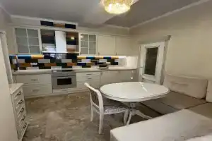 Artbukhta Sevastopol Flat, Sevastopol