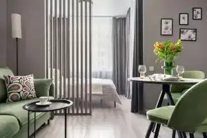 Ryadom S Termalnym Istochnikom Baden-Baden,gornolyzhnaya Baza Uktus Akvapark Aeroport Okeanarium Flat, Ekaterinburg