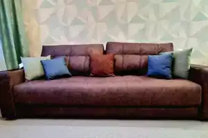 Bizness- Klassa Apartments, Engels