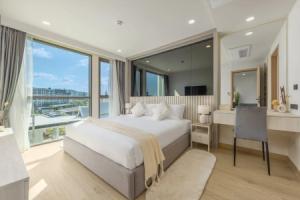 Apartment Ozone condo by TropicLook, Trang