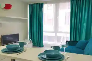 Studiya S Dizaynerskim Remontom U Morya Flat, Adler