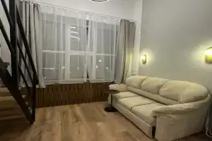 Dvukhurovnevye 30m Nedaleko Ot Tsentra Apartments, St. Petersburg