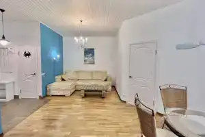 Na Chernomorskoy Naberezhnoy 1G Apartments