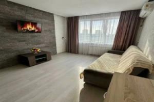 Uyutnaya Ryadom S Avtovokzalom Flat, Artem