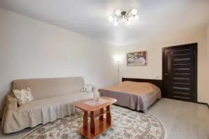 Na Perevertkina 1/4 Apartments, Voronezh