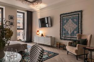 vo Francuzskom Stile s Parkingom v ZHK Biznes-Klassa Flat, Moscow