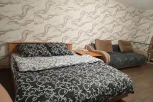 Uyutnaya Studiya Flat, Sredneuralsk