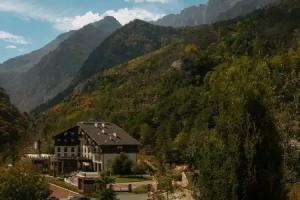 Forrest Terrace Hotel, Verkhny Fiagdon