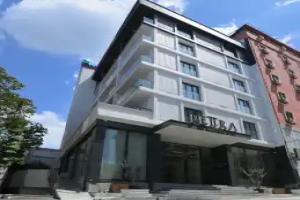 Petra Hotel Trabzon, Akcaabat