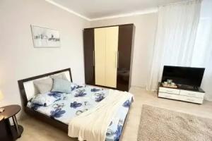 V Tsentre Astrakhani Flat, Astrakhan