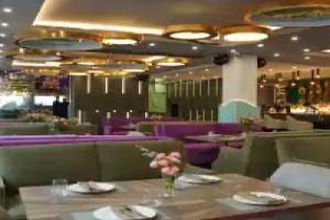 Paris Hotel, Yerevan