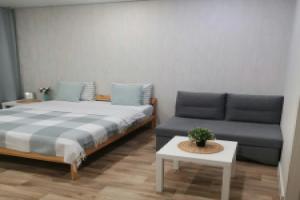 Uyutnaya Svetlaya V Miasse Flat, Miass