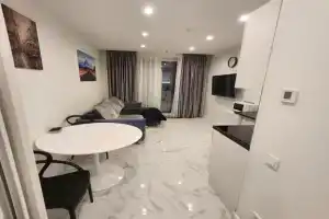 Naprotiv Parka Razvlecheniy Ostrov Mechty Apartments, Moscow