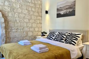 Zhemchuzhnye Apartamenty s Terrassoy v Tsentre Khayfy Apartments, Haifa