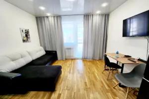 V Mikrorayone Druzhba 4/3 Apartments, Novy Urengoy