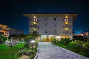 Harmony and Smile Hotel, Viareggio