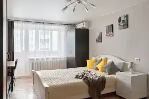 U stantsii metro Plochad Tukaya Apartments, Kazan