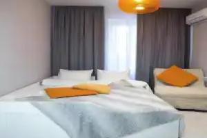 Na Ulitse Krasina 53k1 Flat, Tsemdolina