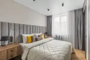 Shikarnye Dizaynerskie Dvukhkomnatnye V Tsentre Kronshtadta Apartments, Kronshtadt