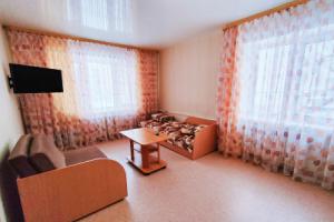 Odnokomnatnaya Kvartira Na Karla Marksa Apartaments, Chaykovsky