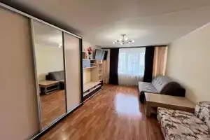 Ryadom s TTs Saturn Apartments, Chusovaya