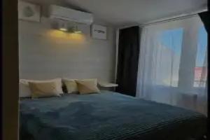 1 Na Myise Fiolent Apartments, Sevastopol