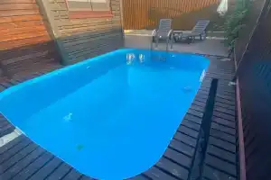 Domik u Morya s Basseynom Private House, Dzerzhinsk