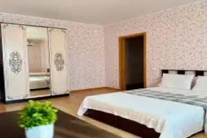 Lofthouse Flat, Orenburg