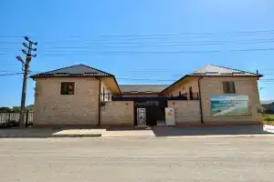 Lora Guest House, Izbarbash