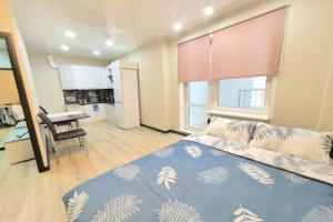 Chistaya Svetlaya Uyutnaya Studiya V Zhk Arsenal Apartments, Perm