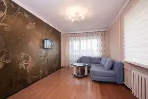 Kvartirov Na Uritskogo Apartaments, Krasnoyarsk