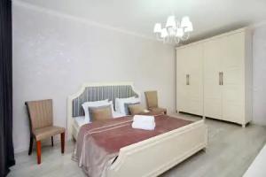 Prostornaia Apartamenty v Elitnom Rajone 91 Flat, Almaty