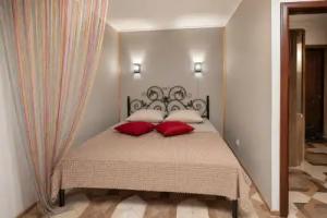 ryadom s parkom s beskontaktnym zaseleniyemFlat, Bryansk