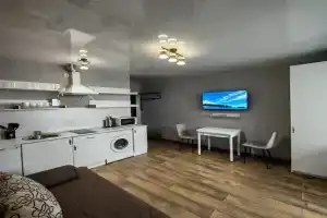 Studiya Na Vysokom Etazhe Apartments, Barnaul