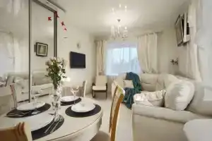 Dizaynerskaya Renta27 U Aeroporta Flat, Khabarovsk