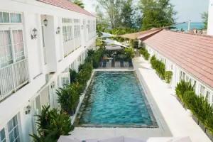White Boutique Hotel and Residences, Sihanoukville