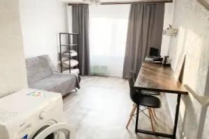 Studiya V Samom Tsentre Goroda Flat, Ussuriysk